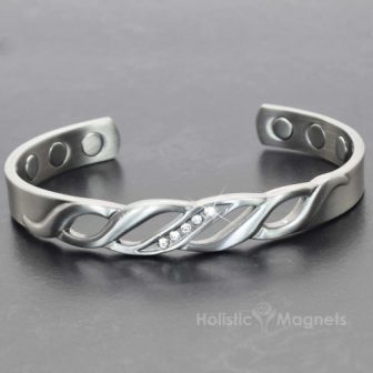 Ladies Magnetic Pain Relief Bracelet Copper Bracelet for Arthritis Silver Toned with Zirconia Stones – Lady Diamante